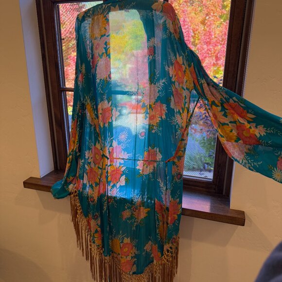 Spell Jagger Kimono Pristine Condition - Picture 10 of 14